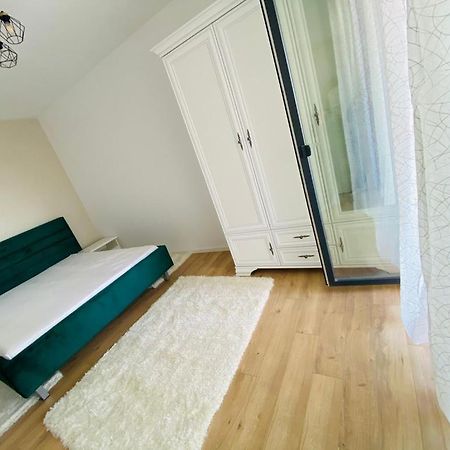 Dreamhill1 Apartment Oradea Ngoại thất bức ảnh